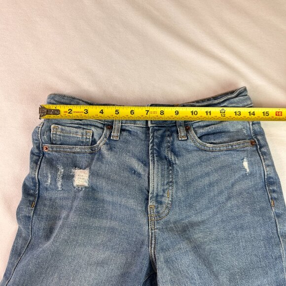 Old Navy High-Waisted OG Straight Leg Cut-Off Jeans - Picture 11 of 13